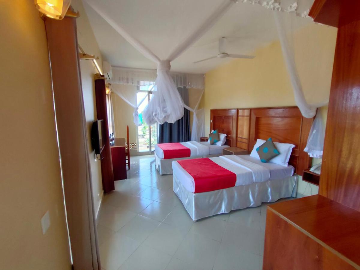 Pulickal Airport Hotel Entebbe Zewnętrze zdjęcie